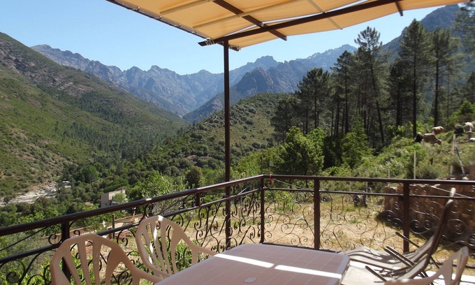 Manso Apartment | Weekly and overnight rentals open all year round