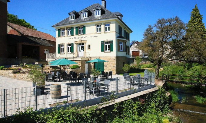 Monzingen Apartment | Weinhotel Stadtmühle beim Weingut Schauß