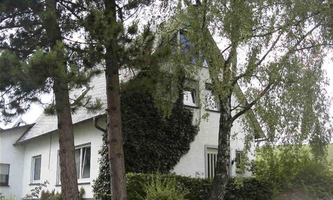Boedefeld House | Weitblick auf Berg, Wald und Wiese