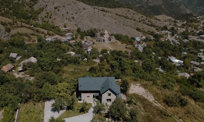 Gosh House | Welcome to Balkonum luxury guesthouse. Your picturesque retreat in Gosh village