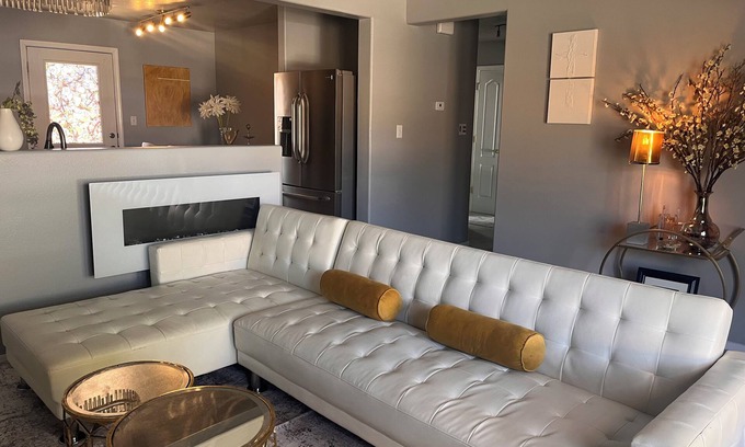 Santa Fe House | Welcome to La Casa de Oro!nEnjoy this 3-bedroom, 2-bathroom retreat.