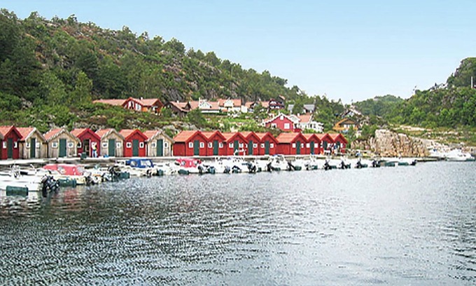 Lindesnes House | Welcome to Lindesnes and Svennevik, near the southernmost point of Norway.