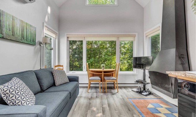 Beaupre Condo | ✨ Welcome to MontOasis ✨nYour peaceful retreat in the heart of Beaupré, Québec