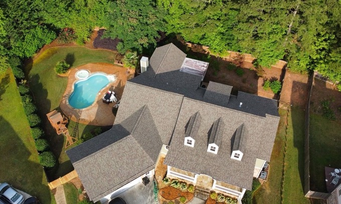 Powder Springs House | Welcome to the Posh Farmhouse with swimming pool!