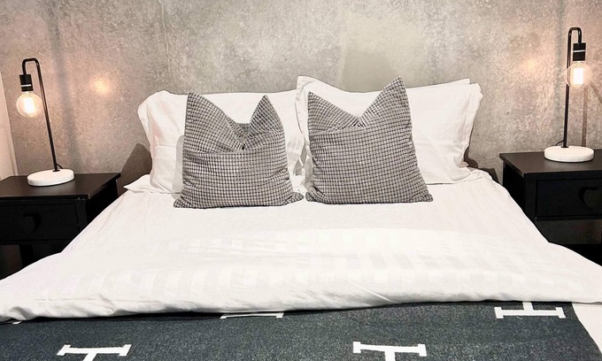 Kingston Apartment | Welcome to the Woolstore!