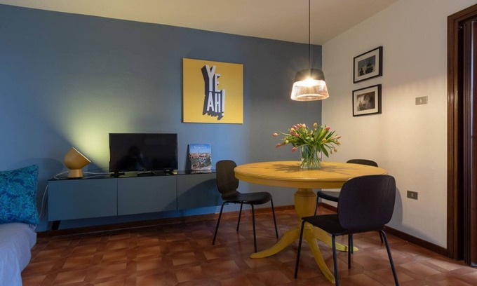 Citta Antica Apartment | Welcome to this charming apartment in the heart of the city center, within walking distance of all major attractions, restaurants and stores, located in a beautiful building and tastefully decorated, on the fifth floor