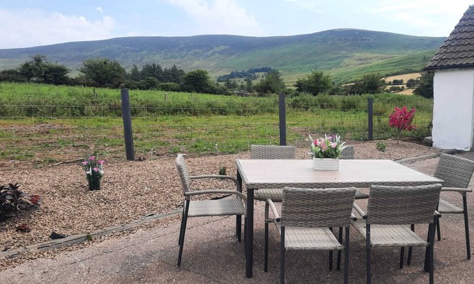 County Waterford House | Welcome to this peaceful escape .Tucked away in the scenic hills of kilbrien,