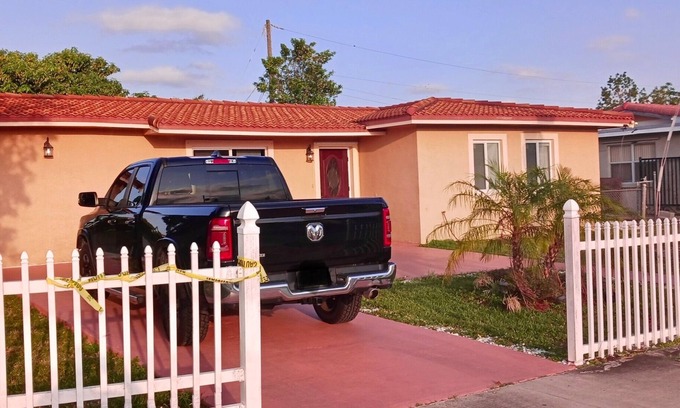 Hialeah Apartment | Welcoming 2 bedroom 1 bath cottage in large home with own entrance and parking