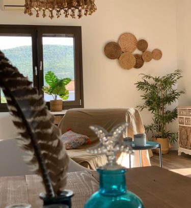 Igoumenitsa House | Welcoming 3 Bedroom Home in Perdika, Thesprotias