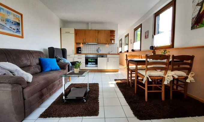 Osann Apartment | Well-kept vacation home in the middle of the vineyards, apartment 2, short vacation on request