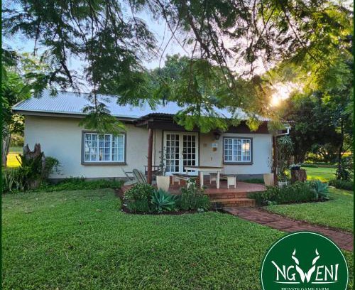 Hluhluwe Apartment | Weltevreden Cottage at Ngweni Private Game Farm