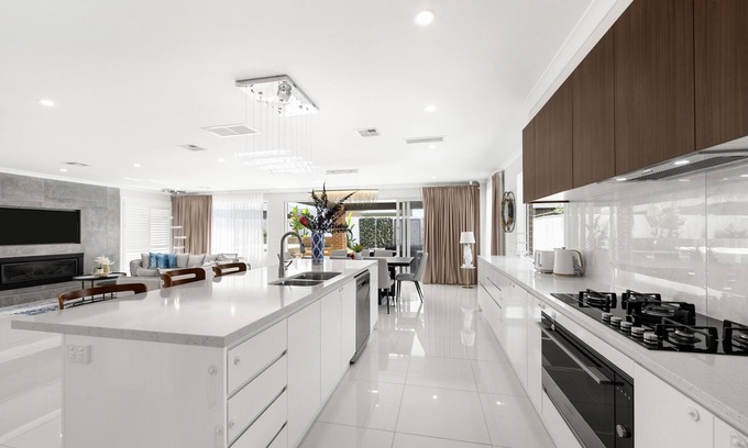 Werribee House | werribee spirit stay SPA House for 8 people