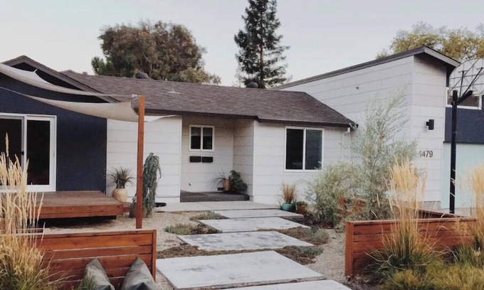 Chico House | West Park House | Relaxing Park Life