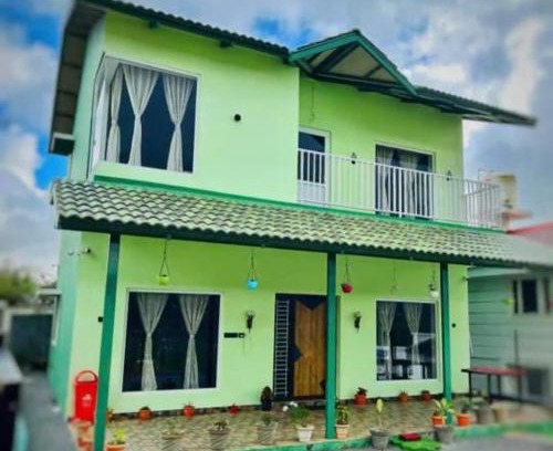 Ooty Bed & Breakfast | Westhill Daffodils Inn - II Ooty