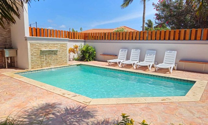 Opal House | Westpunt Holiday Home