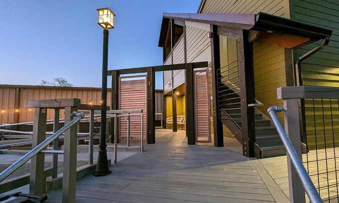 Berry Hill Apartment | WestWood Shed in Nashville by Geodis Vanderbilt Belmont, 1 Accessible