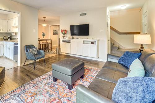 Far North Dallas Apartment | WFH-Friendly Condo Near Galleria in North Dallas!