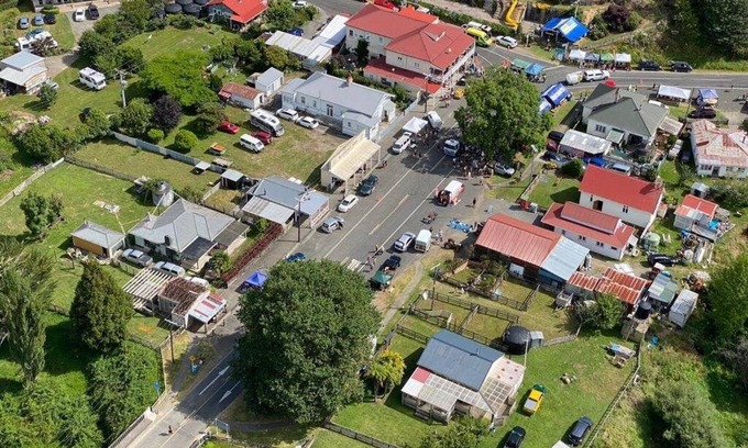 Whangamomona House | Whanga Bakery . SH43 on the Forgotten World Highway