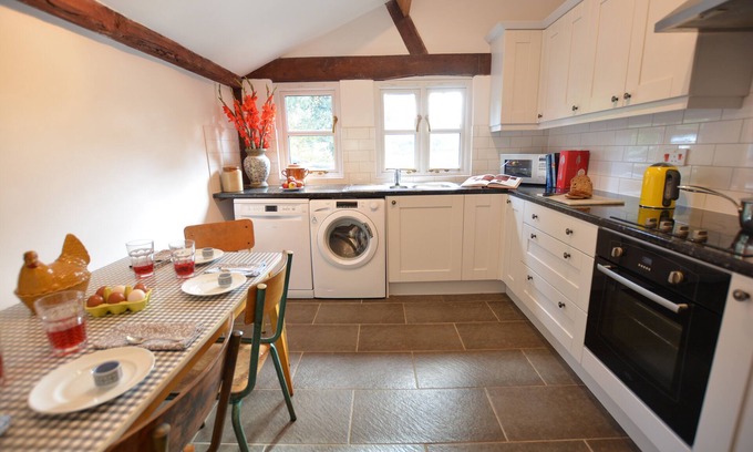 Walpole Cottage | Wheelwright's Barn