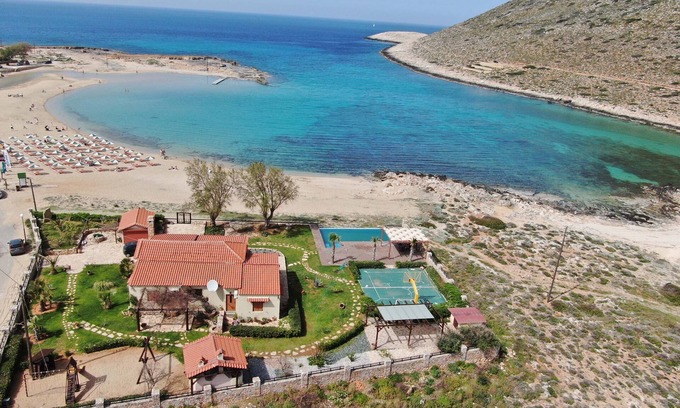 Stavros Villa | When the pool touches the sea.In front of the beach Antony Quinn danced syrtaki!
