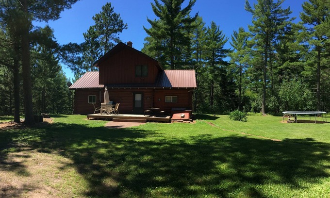 Trout Creek House | Whispering Pines 7 acre 3 Bedroom 2 Bath Pet Friendly 4 Season. On trail 8.