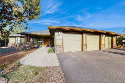 Redmond House | Whispering Pines Haven