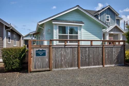 Ocean Shores House | Whispering Waves Cottage