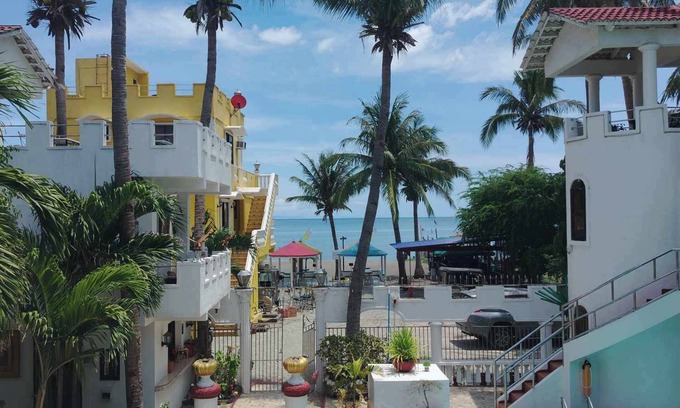 Lian Resort | White Castle Resort & Hotel