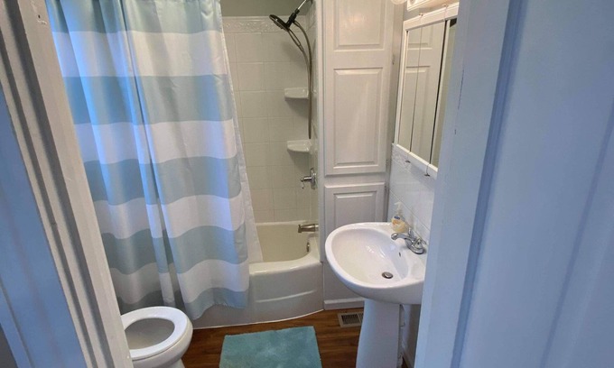 Brookfield Apartment | White House Lodge-Lower Studio