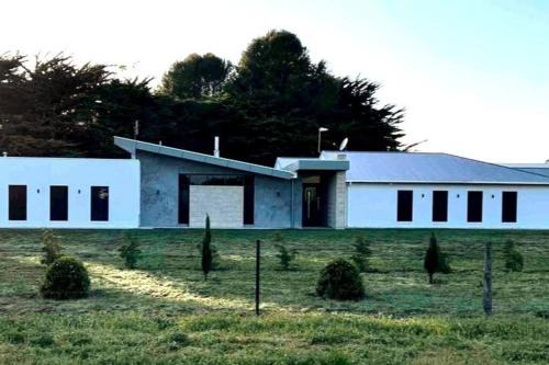 Lacepede House | White Hut on Golflinks