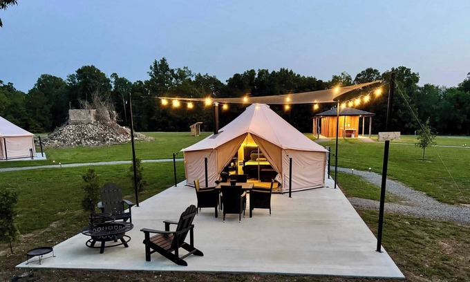 Tahlequah House | White Oak- Glamping @ The River Bluff Cabins