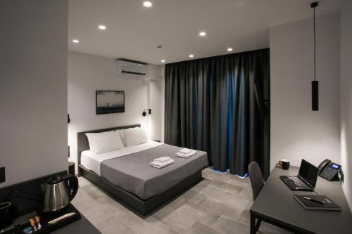 Ampelokipoi-Menemeni Bed & Breakfast | White Trilogy