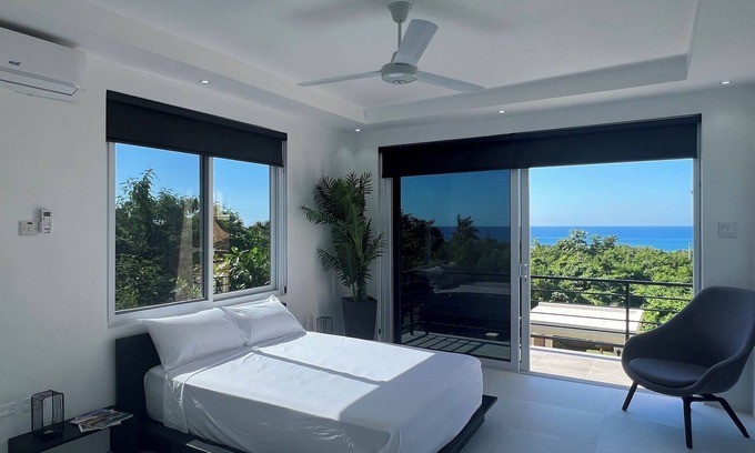 Whitehouse Villa | Whitehouse Villa Pool Ocean View Private Studio