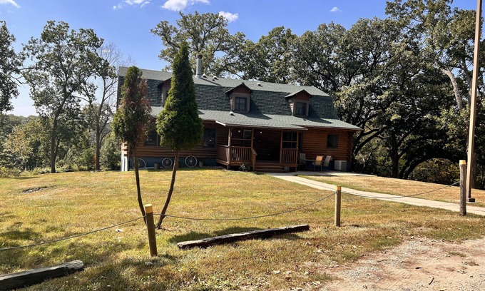 Coon Rapids House | Whiterock Conservancy - Log House
