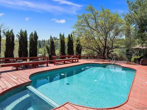 Julian Ski Chalet | Whole House at Eaglenest Inn with Pool & Seasonal SPA