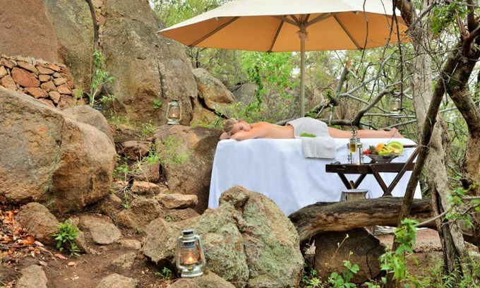 Rooiberg Cabin | Wild and Free Game Lodge