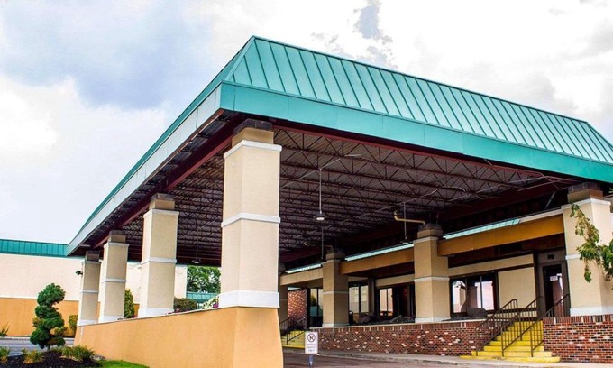 Wilkes-Barre Hotel | Wilkes-Barre Inn & Suites