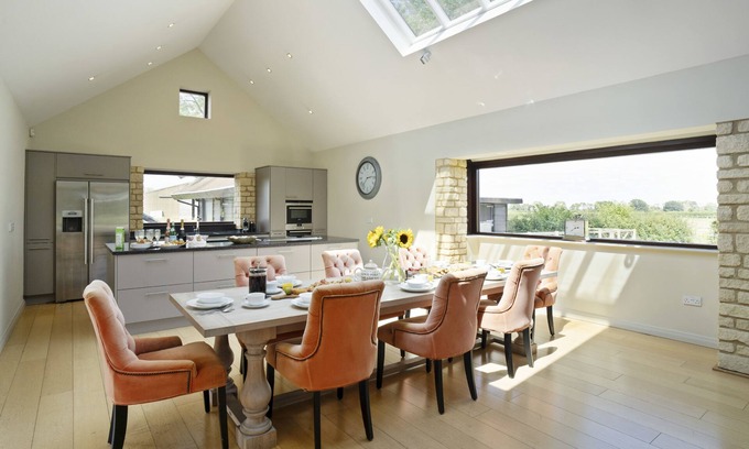 Willersey Other | WIllersey Farmhouse, Sleeping 8 people.