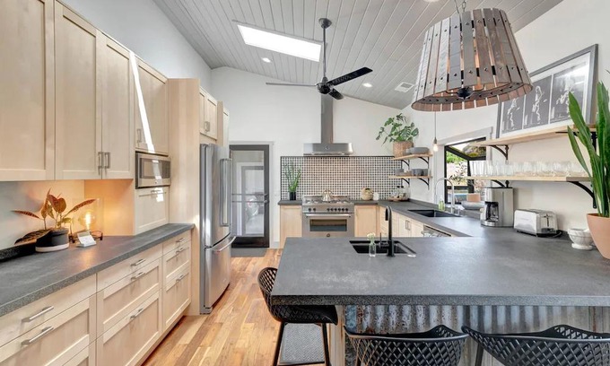 Paso Robles House | Willow & Vine near Downtown Paso
