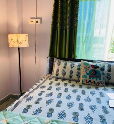 Sualkuchi Apartment | Windchime9