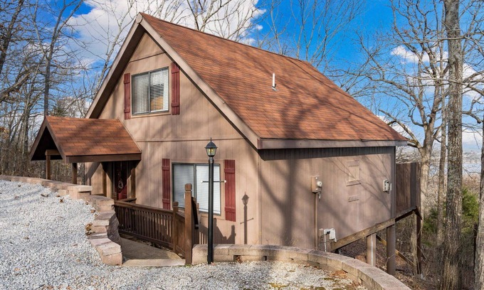 Branson West Cabin | Windjammer Cottage - Branson
