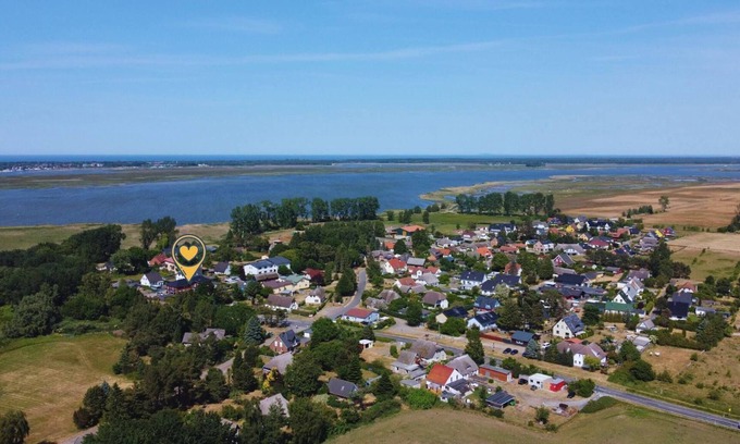 Bresewitz Apartment | Windlass - W3