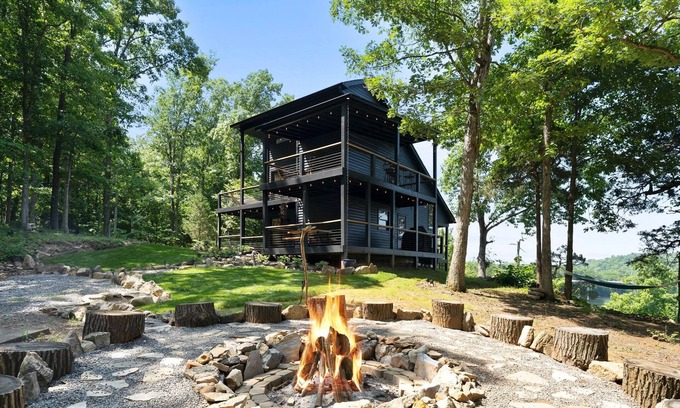 Front Royal Hotel | Windy Knoll Adventure!