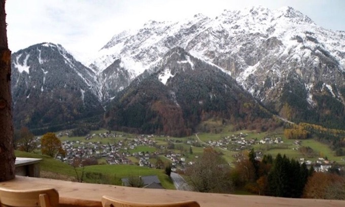 Bartholomaeberg Apartment | Winter sun, spectacular mountain views, close to all ski areas