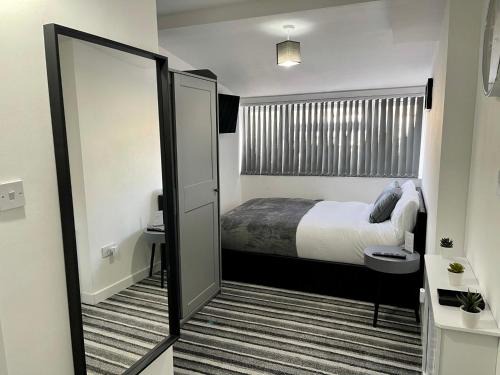 Lee Green Apartment | Wisteria Studio