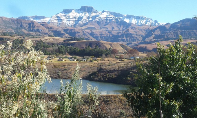 Cathkin Park Cabin | Wits End Mountain Resort