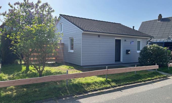 Neufeld House | *WLAN* Bungalow in quiet location for 5 pers, near Cuxhaven 04/24 renovated
