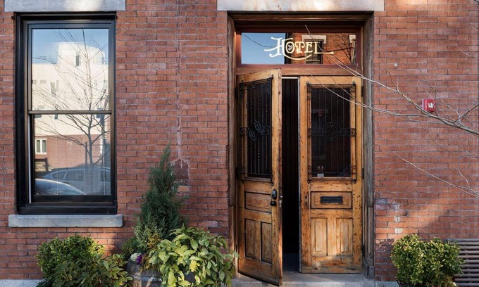 Fishtown Hotel | Wm. Mulherin's Sons Hotel