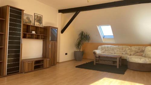Iffezheim Apartment | Wohnung an der Galopprennbahn