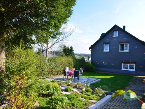 Neustadt am Rennsteig Apartment | Wohnung in Neustadt nahe Skilift & Loipen